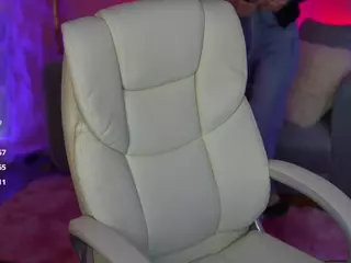 EmmySkyy's Live Sex Cam Show