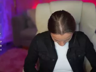 EmmySkyy's Live Sex Cam Show