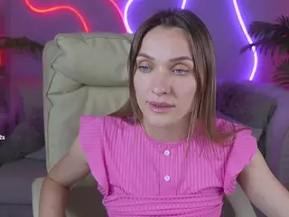 EmmySkyy's Live Sex Cam Show
