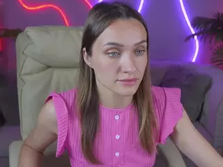 EmmySkyy's Live Sex Cam Show