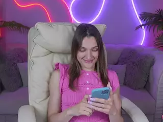 EmmySkyy's Live Sex Cam Show