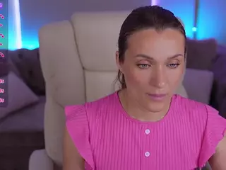EmmySkyy's Live Sex Cam Show