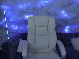 EmmySkyy's Live Sex Cam Show