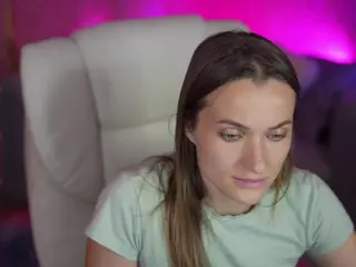 EmmySkyy's Live Sex Cam Show