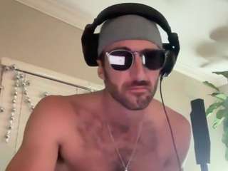 leftisbest Live Webcam on CamSoda