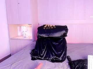 le modèle stefannyyevans est en webcam porno dans un show sur le site camsoda, il possède les tags suivants: black hair,blowjob,toys,tiny tits,thin,skinny,no smoking,no drinking,nipple piercings,moaning,lovense,green eyes,fingering,deepthroat,creampie,cowgirl,hd,petite