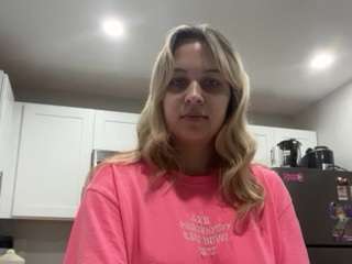 tiffstreatsxoxo webcam