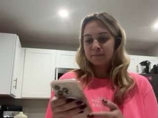 tiffstreatsxoxo webcam