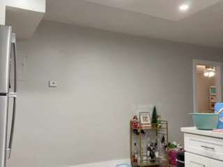 tiffstreatsxoxo's CamSoda show and profile