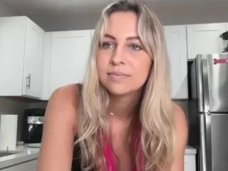 tiffstreatsxoxo's Live Sex Cam Show