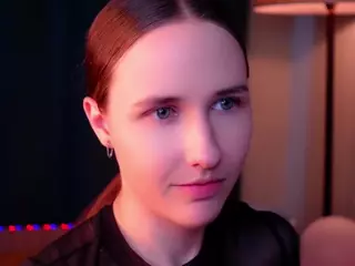 OdelynCurvin's Live Sex Cam Show