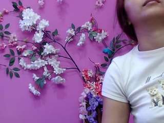 skinnybarbie022 webcam