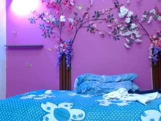 skinnybarbie022 webcam