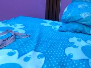 skinnybarbie022 webcam