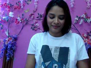 skinnybarbie022 webcam