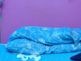 skinnybarbie022 webcam