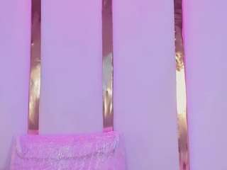 camillemilano Live Webcam on CamSoda