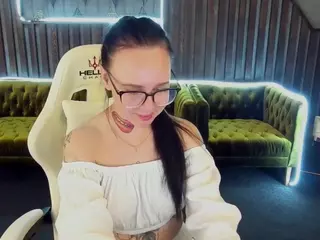 FuriosaGold's Live Sex Cam Show