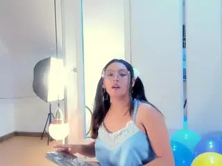 kyomiswan's Live Sex Cam Show