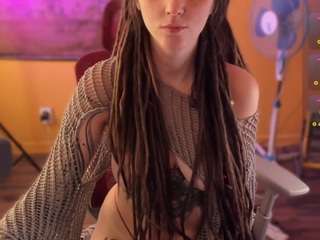 Maeveee live cam preview