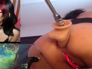 nyveth Live Webcam on CamSoda