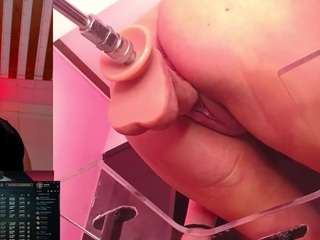nyveth Live Webcam on CamSoda