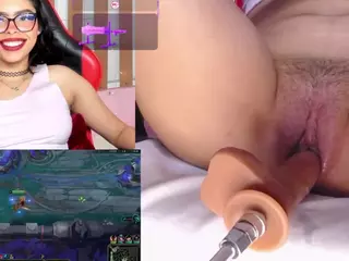 Nyveth's Live Sex Cam Show