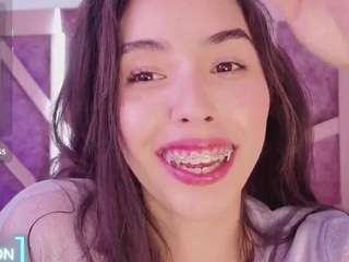sharondeluxe