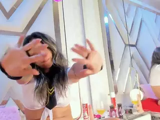Aylaferrer's Live Sex Cam Show