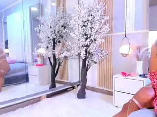 Aylaferrer's Live Sex Cam Show