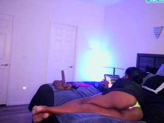 honeykaramel21 Live Webcam on CamSoda