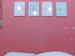 little-beillis Live Webcam on CamSoda