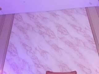 mairys's CamSoda show and profile