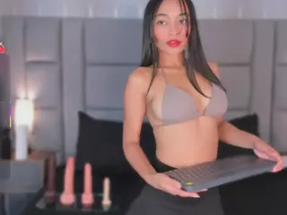 Miranda-becerra's Live Sex Cam Show