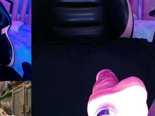 このモデルは現在ライブ中です。 valentinagames
