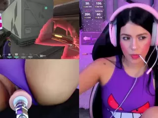 ValentinaGames's Live Sex Cam Show