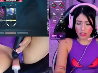 ValentinaGames's Live Sex Cam Show