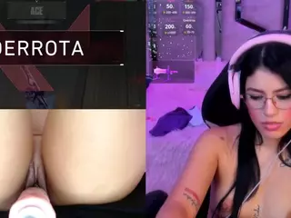ValentinaGames's Live Sex Cam Show