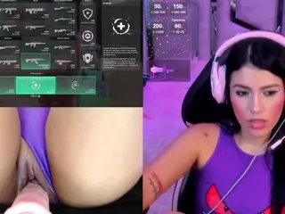 ValentinaGames's Live Sex Cam Show