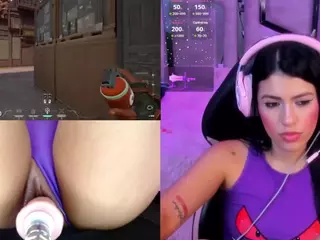 ValentinaGames's Live Sex Cam Show