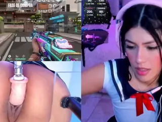 ValentinaGames's Live Sex Cam Show