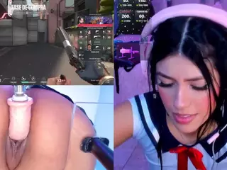 ValentinaGames's Live Sex Cam Show