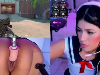 ValentinaGames's Live Sex Cam Show