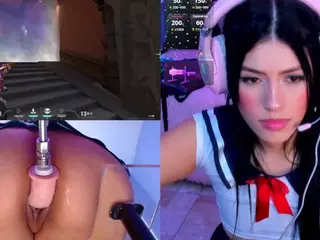 ValentinaGames's Live Sex Cam Show