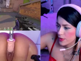 ValentinaGames's Live Sex Cam Show
