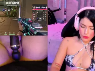 ValentinaGames's Live Sex Cam Show