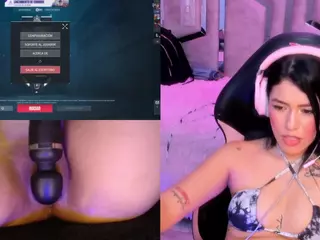 ValentinaGames's Live Sex Cam Show