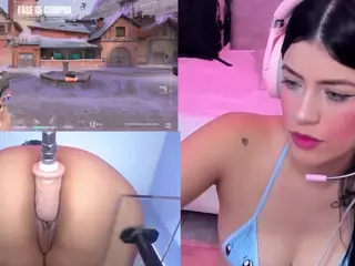 ValentinaGames's Live Sex Cam Show