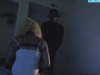 bigleo90's CamSoda show and profile