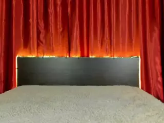 Diamond-Melanie's Live Sex Cam Show